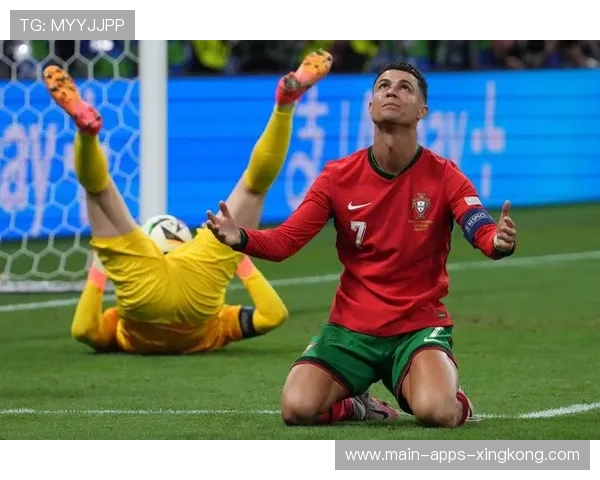 AC米兰追C罗式暴力高点——再现足球巅峰，激情无限